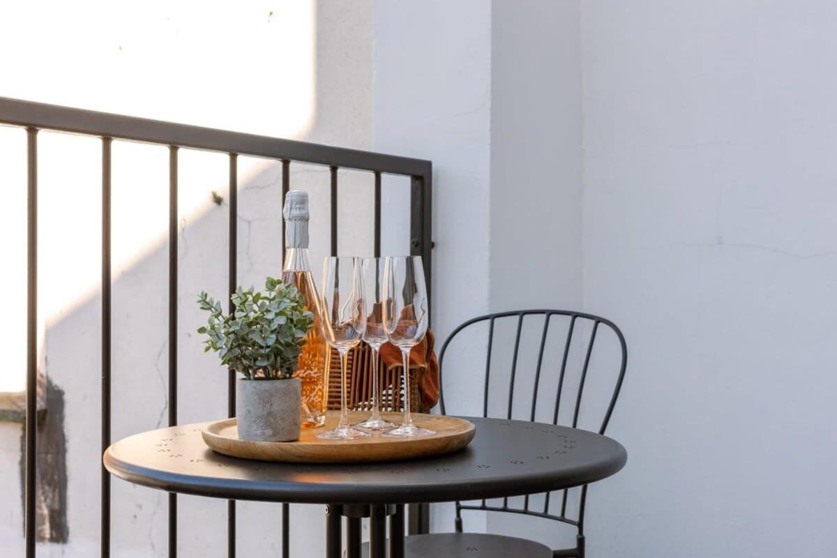 Huswell - Industrial Apartment With Terrace In أنتويرب المظهر الخارجي الصورة