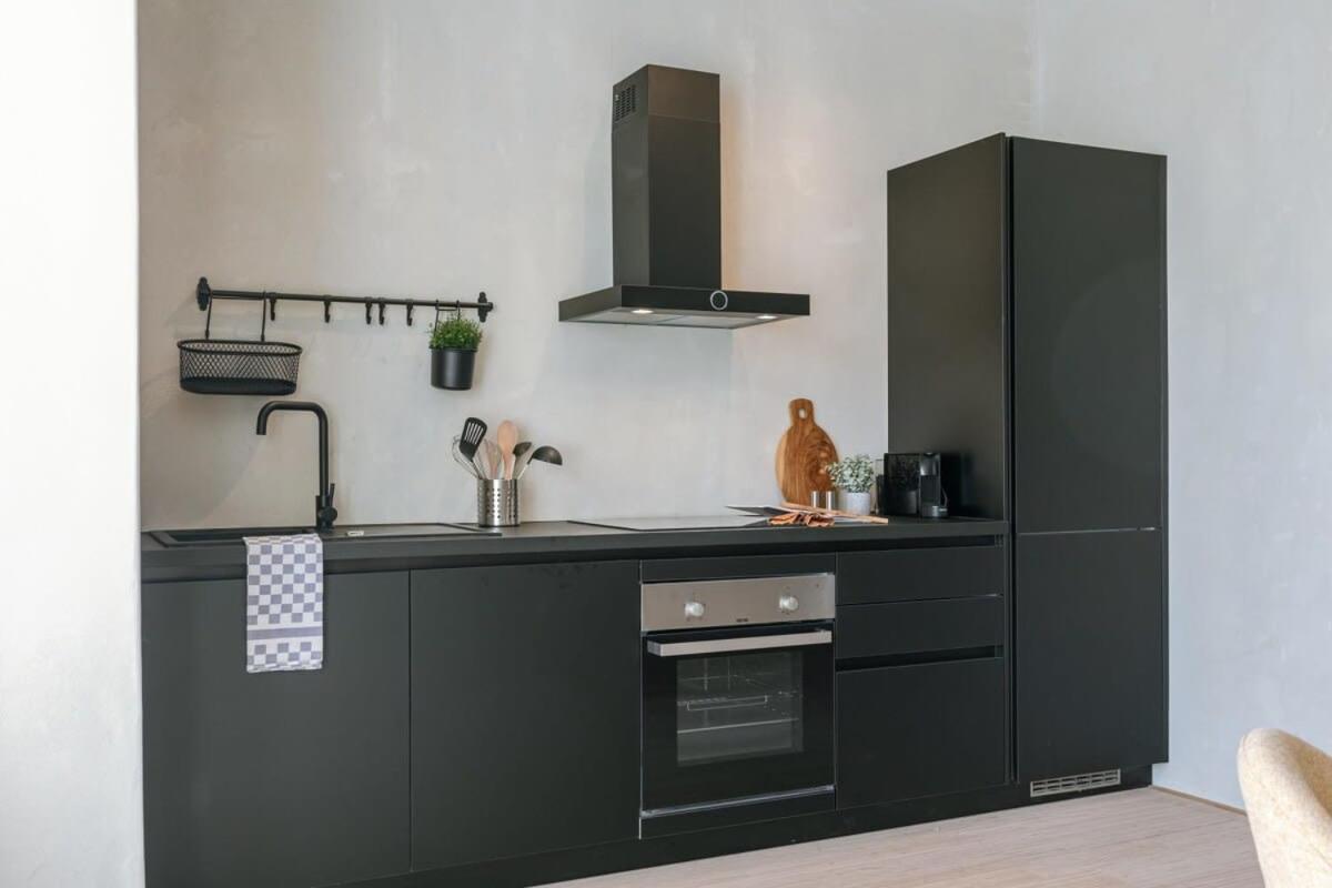 Huswell - Industrial Apartment With Terrace In أنتويرب المظهر الخارجي الصورة
